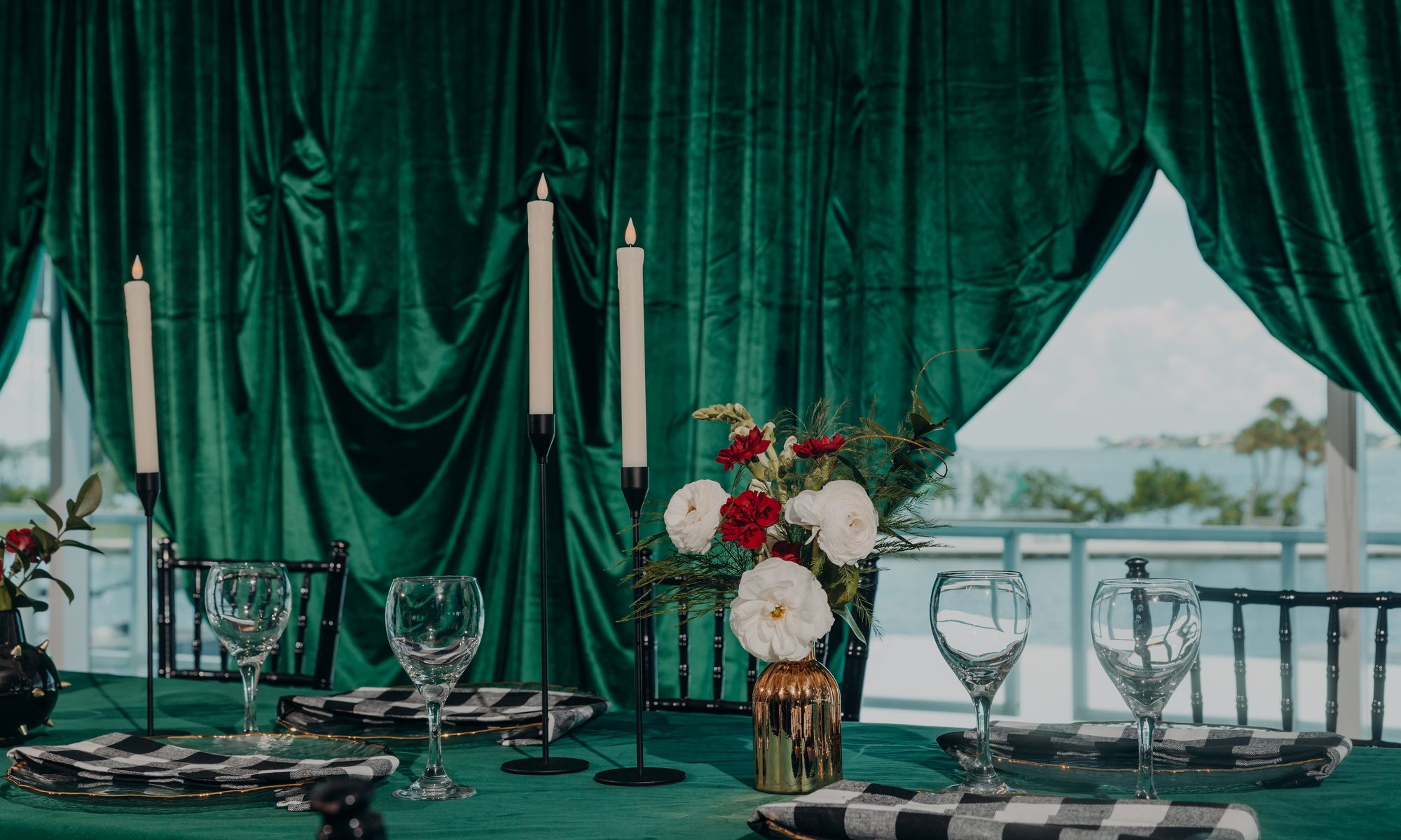 A warm, intimate celebration of life gathering styled by Kingsley Event Consulting